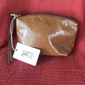 Hobo Keep pouch in Honey